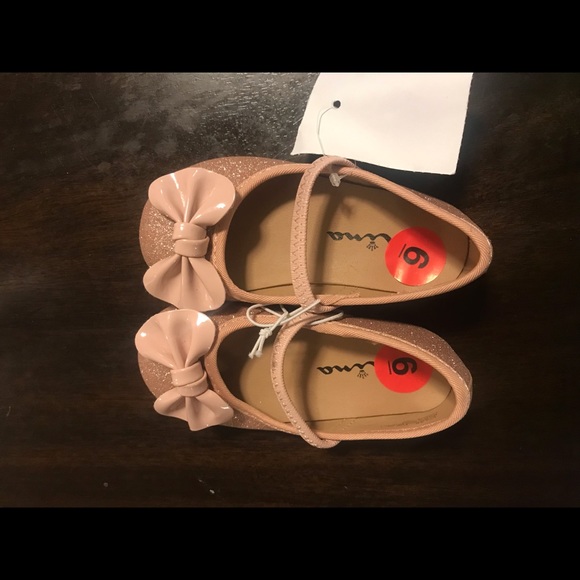 Rachel - Picture 2 of 2